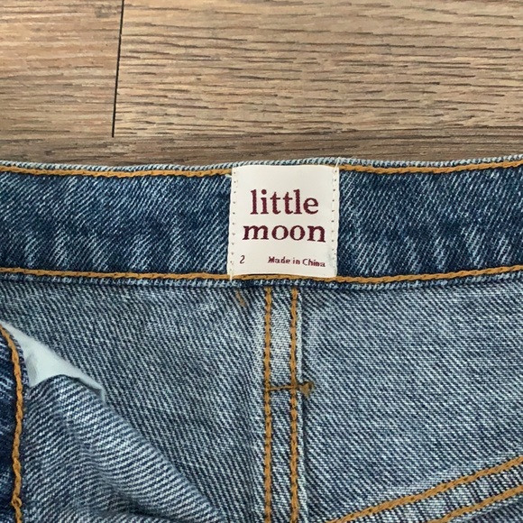 Aritzia demon embroidered skirt - Picture 2 of 4